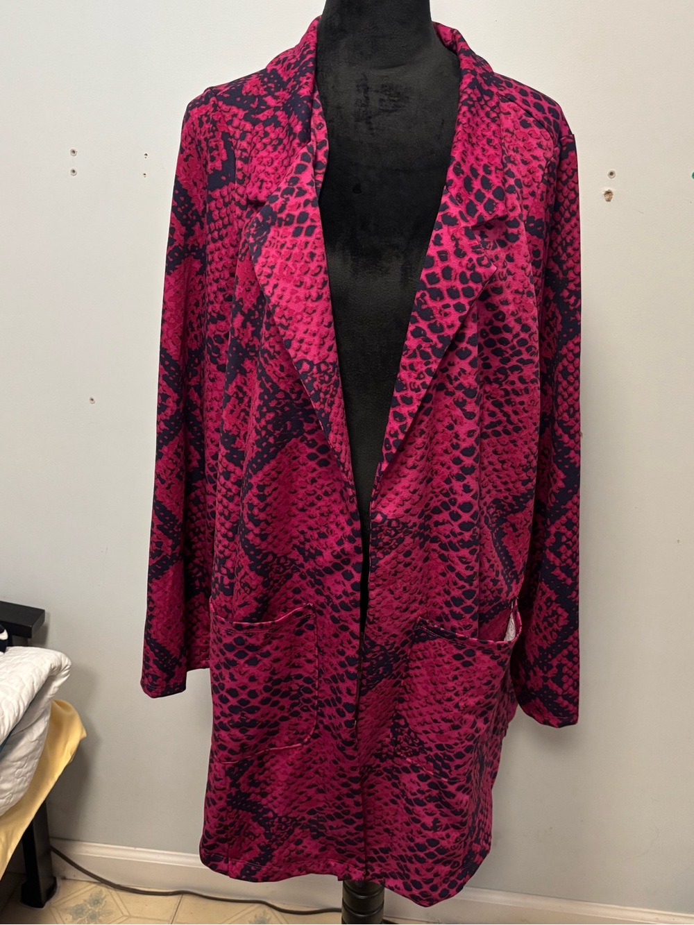 Women's Pink Snake-Print Long Blazer Coat